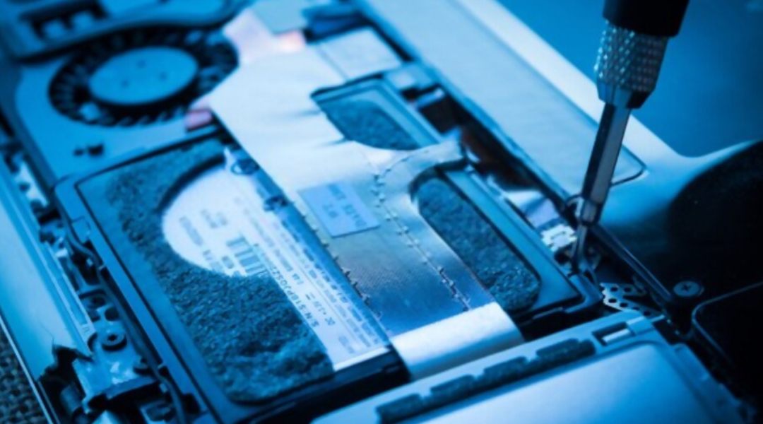Qualities to Look for When Hiring Professionals for Mac Repair - Lapfix
