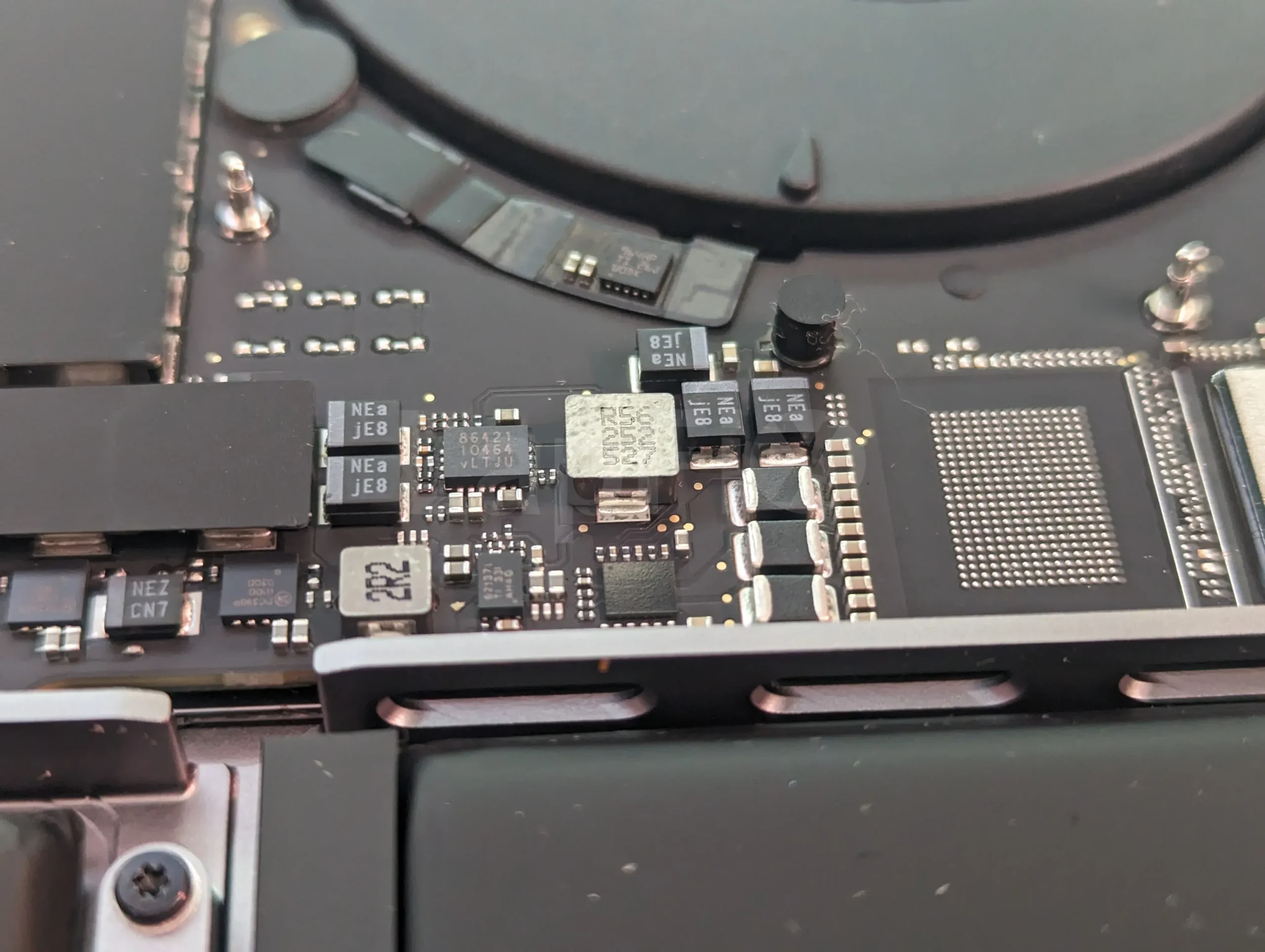 LapFix Logic Board & Micro-Soldering